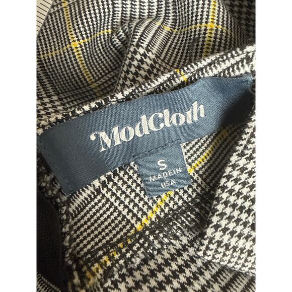 ModCloth cropped plaid ruffle suspender pants size S - Picture 8 of 9